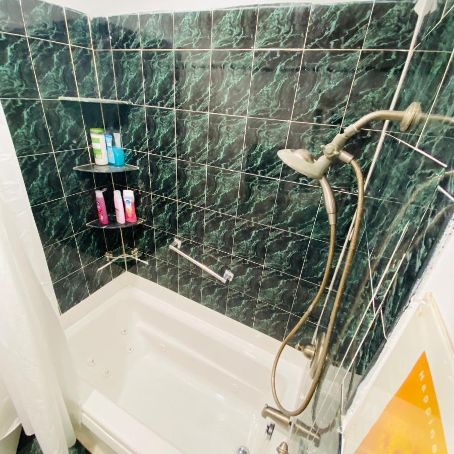 Room With Jacuzzi, Massage Seat, And Parking Space, The Best Choices!! North Bergen Zewnętrze zdjęcie